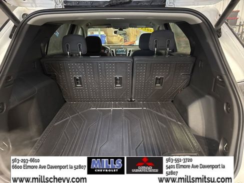 Used 2018 Chevrolet Equinox LT w/ Redline Edition image 14