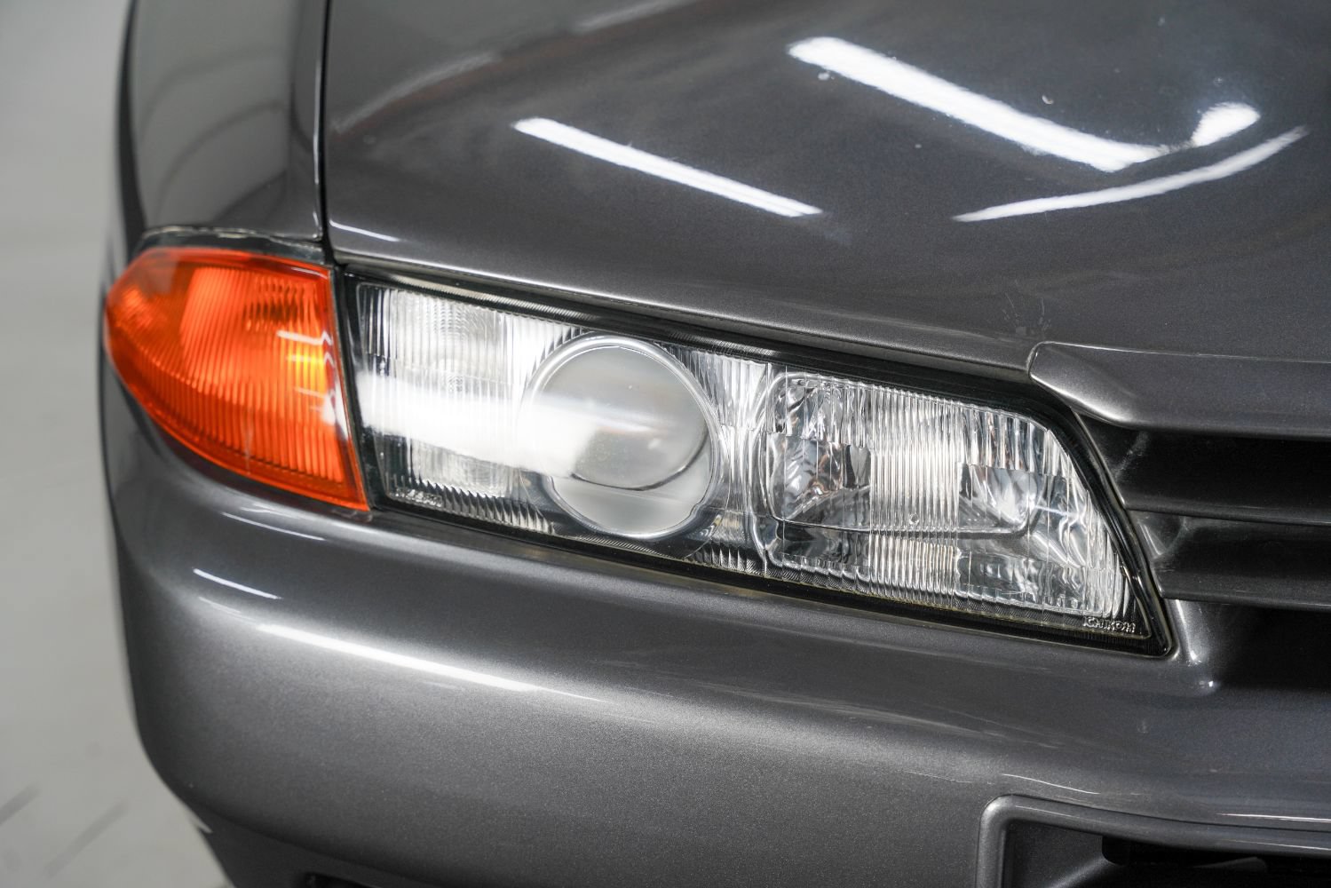 Used 1990 Nissan GT-R image 11