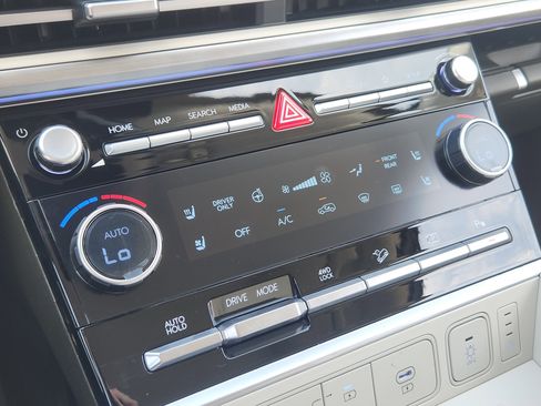 New 2025 Hyundai Santa Fe Calligraphy image 21