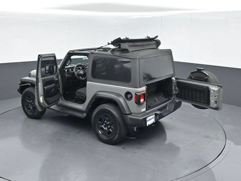Used 2022 Jeep Wrangler Sport AWD/4WD image 52