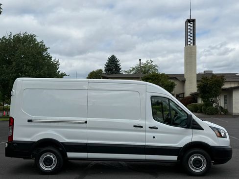 Used 2019 Ford Transit 350 148 Medium Roof RWD image 7