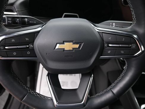 Used 2025 Chevrolet Traverse High Country w/ LPO, Floor Liner Package AWD/4WD image 19