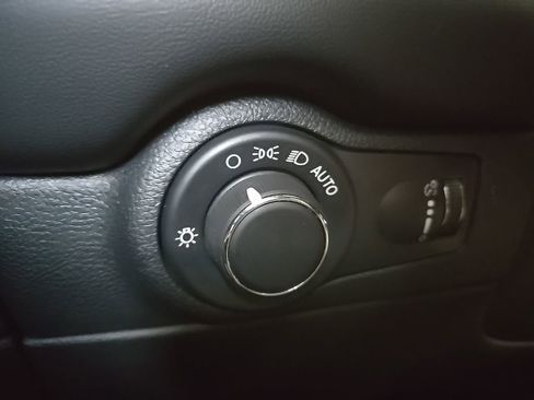 Used 2024 Dodge Durango GT AWD/4WD image 25