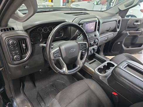 Used 2019 Chevrolet Silverado 1500 RST AWD/4WD image 16