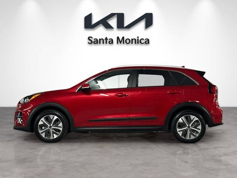 Certified 2022 Kia Niro EX Premium image 3