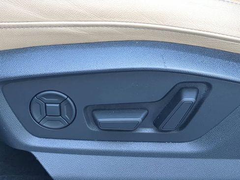 Used 2025 Audi Q7 3.0T Premium Plus image 16