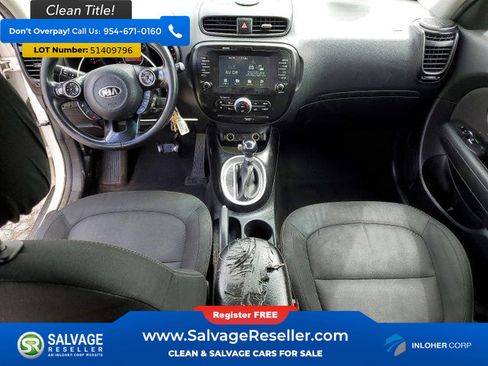 Used 2019 Kia Soul + FWD image 11