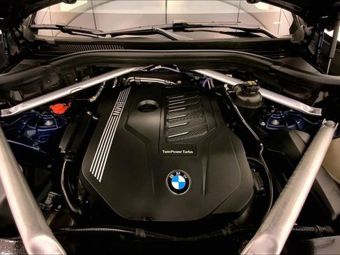 Used 2023 BMW X5 xDrive40i image 9