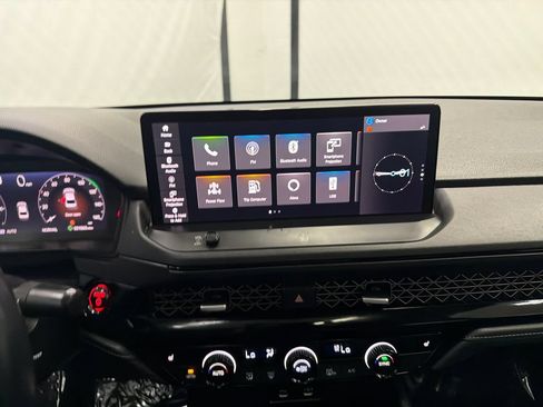 Used 2023 Honda Accord EX-L image 28