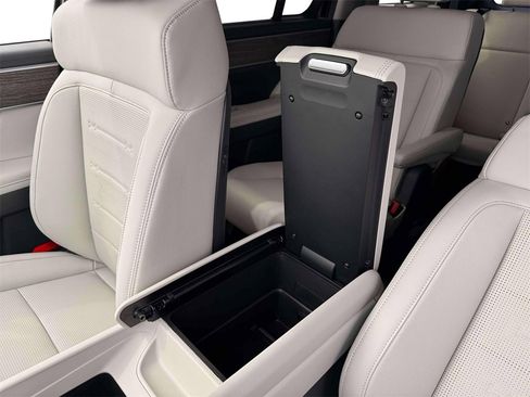 New 2026 Hyundai Santa Fe Limited image 18