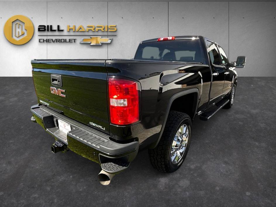 Used 2018 GMC Sierra 2500 Denali w/ Duramax Plus Package AWD/4WD image 5