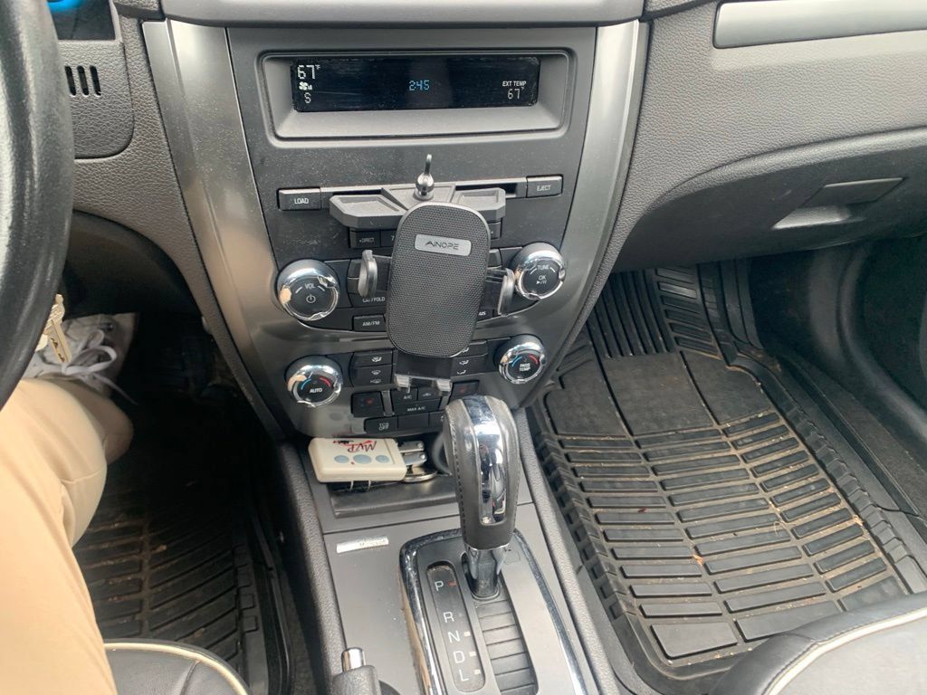 Used 2012 Ford Fusion SEL FWD image 13