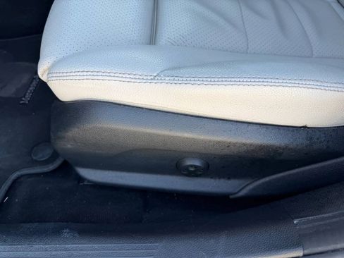 Used 2016 Mercedes-Benz C 300 4MATIC Sedan image 18