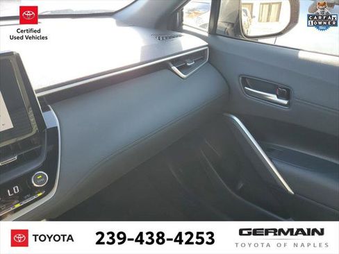 Certified 2024 Toyota Corolla Cross XSE image 34