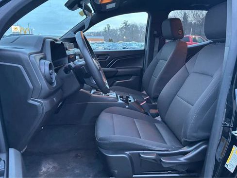 Used 2023 Chevrolet Colorado W/T image 16