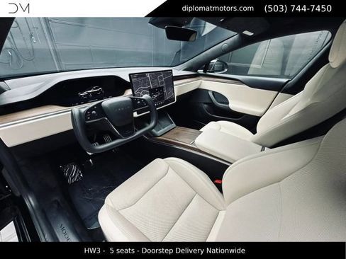 Used 2022 Tesla Model S AWD/4WD image 16