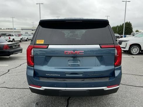 Used 2025 GMC Yukon Elevation RWD image 7