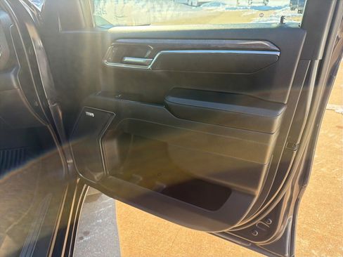 Used 2023 Chevrolet Silverado 1500 LTZ image 31