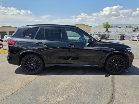 Used 2022 BMW X5 M50i AWD/4WD image 7