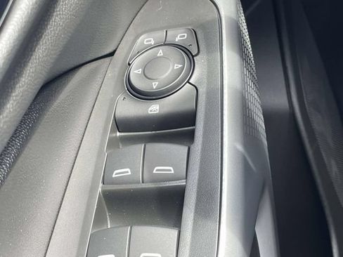 New 2026 Chevrolet Trax LS w/ LS Convenience Package FWD image 18