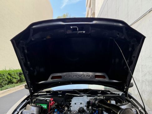 Used 2011 Ford Mustang Shelby GT500 w/ SVT Performance Pkg image 27