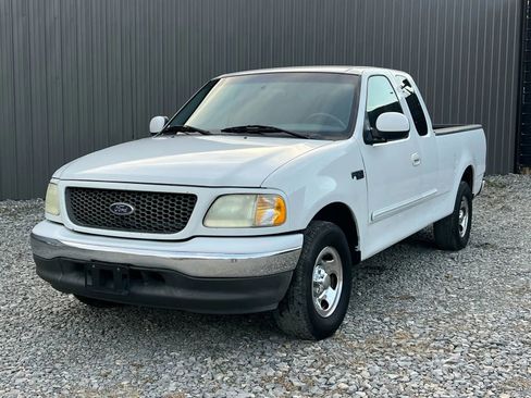 Used 2003 Ford F150 XL image 1