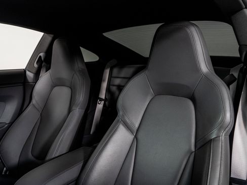 Used 2021 Porsche 911 Carrera S image 3