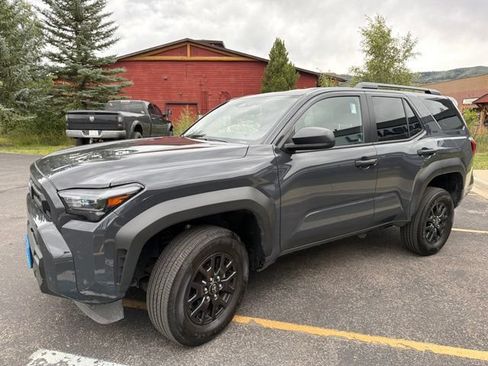 Used 2026 Toyota 4Runner SR5 AWD/4WD image 13