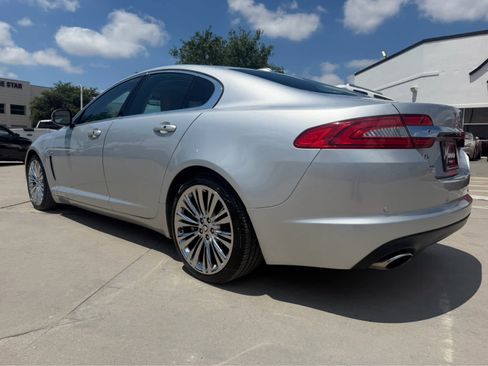 Used 2012 Jaguar XF Portfolio RWD image 9