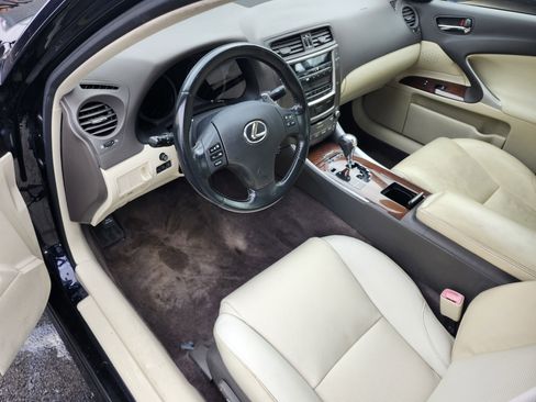 Used 2010 Lexus IS 250 AWD w/ Preferred Accessory Package image 7