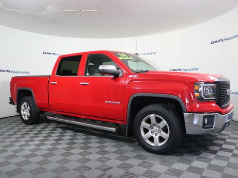 Used 2014 GMC Sierra 1500 SLT w/ Suspension Package, Off-Road image 4