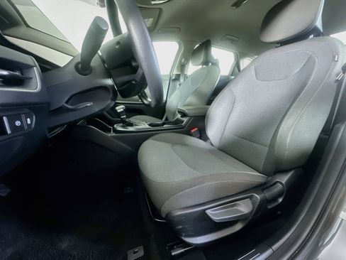 Used 2025 Kia K4 FWD image 13