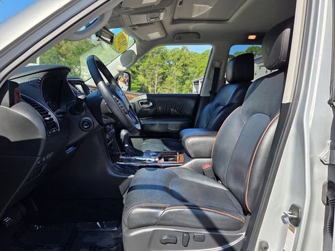 Used 2020 Nissan Armada Platinum w/ Captain's Chairs Package RWD image 9