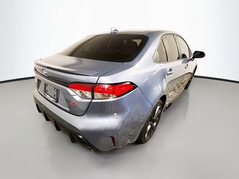 Used 2024 Toyota Corolla SE FWD image 4