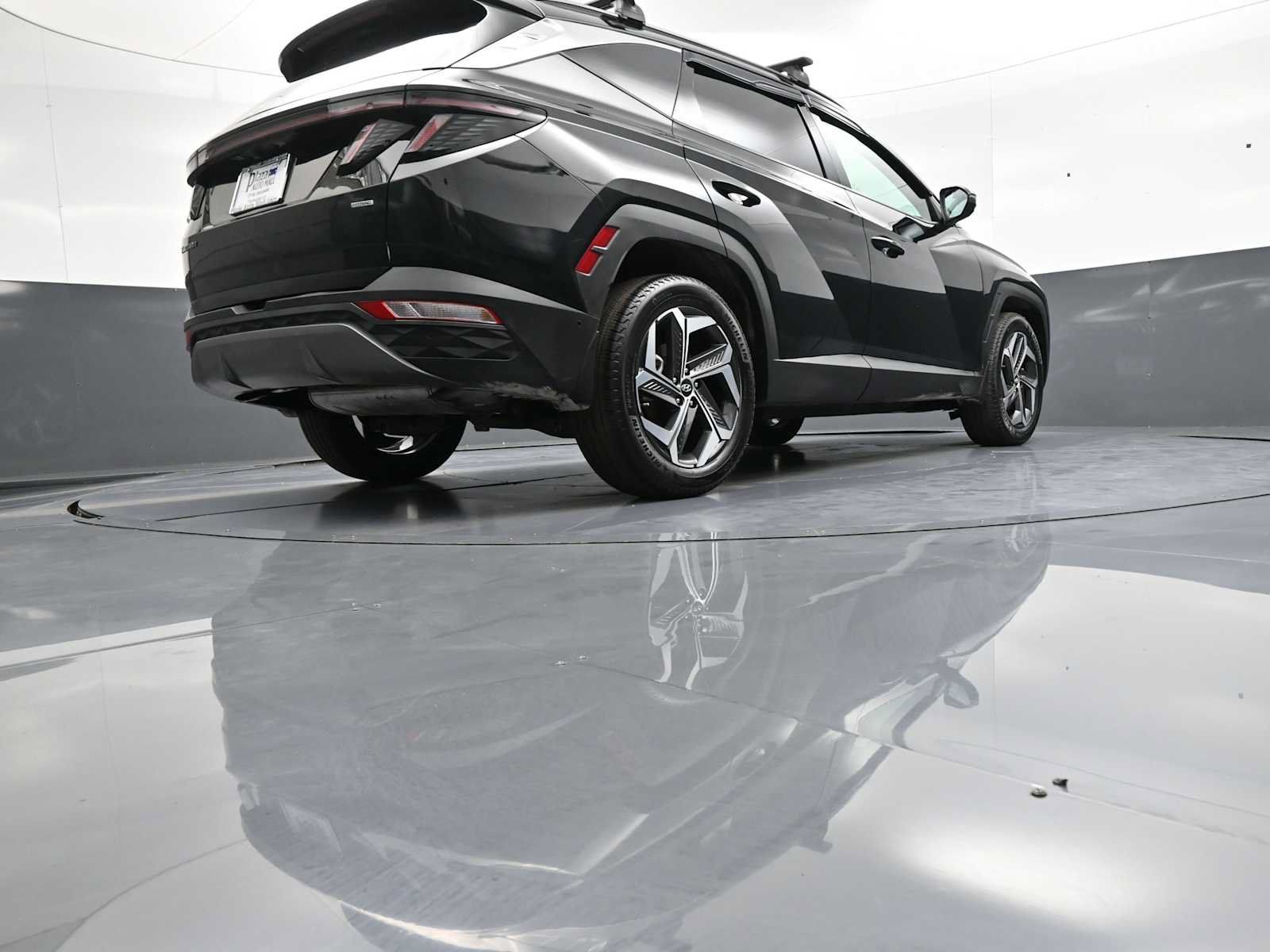 Used 2024 Hyundai Tucson Limited AWD/4WD image 32