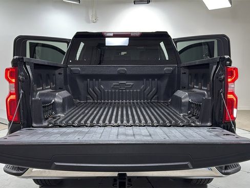 Used 2019 Chevrolet Silverado 1500 LTZ image 16