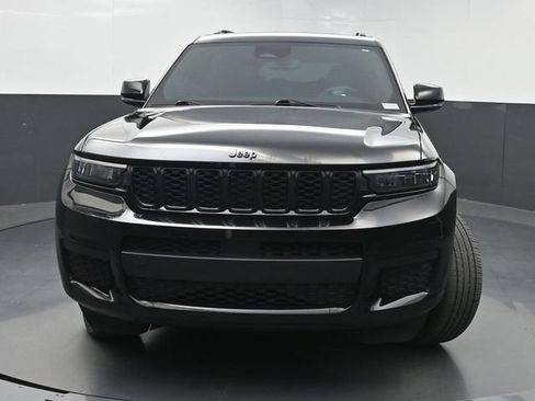 Used 2021 Jeep Grand Cherokee L Laredo RWD image 6