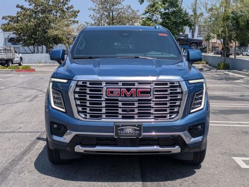 New 2026 GMC Yukon XL Denali w/ Denali Reserve Package AWD/4WD image 10