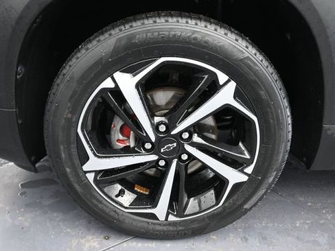 Used 2022 Chevrolet TrailBlazer RS FWD image 25
