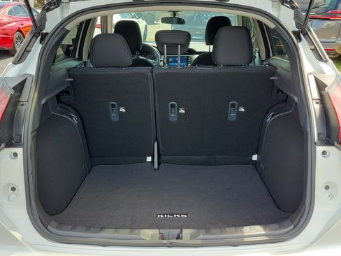 Used 2024 Nissan Kicks SV w/ Exterior Package FWD image 12