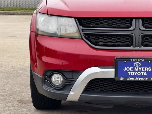 Used 2018 Dodge Journey Crossroad w/ Driver Convenience Group image 5