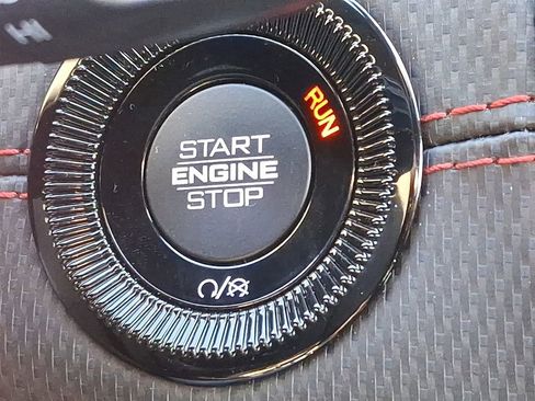 Used 2024 Jeep Compass Trailhawk w/ Trailhawk Elite Group image 28