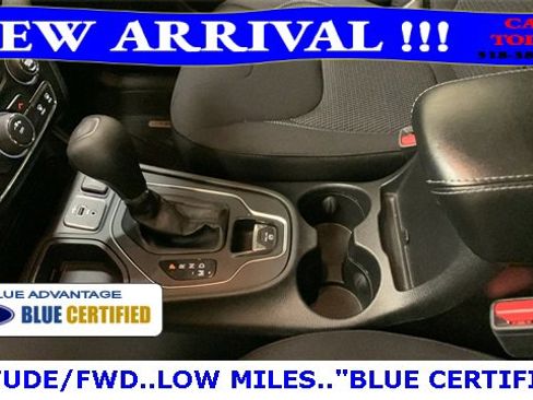 Used 2020 Jeep Cherokee Latitude w/ Cold Weather Group image 35