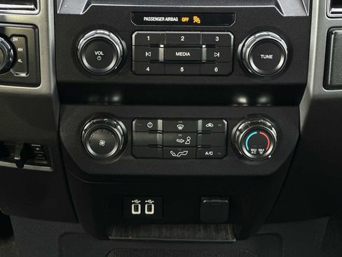 Used 2019 Ford F150 XLT image 16