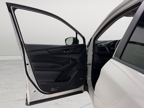 Used 2025 Subaru Ascent Bronze Edition image 21