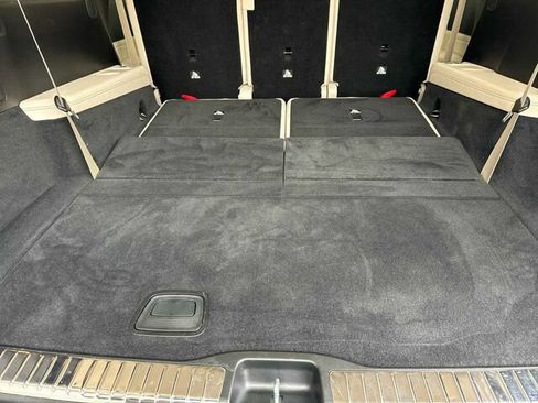 Used 2025 Mercedes-Benz GLS 450 4MATIC image 19