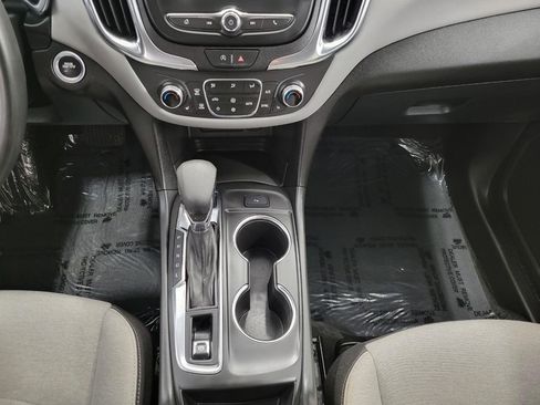 Used 2024 Chevrolet Equinox LT AWD/4WD image 17