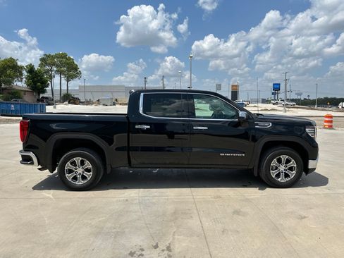 Used 2025 GMC Sierra 1500 SLT RWD image 6