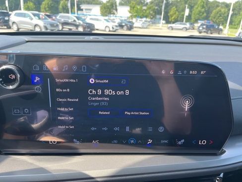 New 2026 Chevrolet Traverse LT w/ Driver Confidence Package image 30