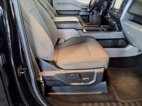 Used 2017 Ford F150 XLT w/ Equipment Group 302A Luxury AWD/4WD image 11